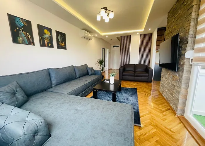 Like Home3